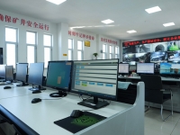 3月18日，欧宝OB数字表景拍摄团队在榆林市榆阳区某煤矿进行实景拍摄